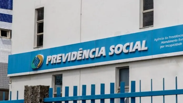Como o inss devolver dinheiro aposentados em 2025